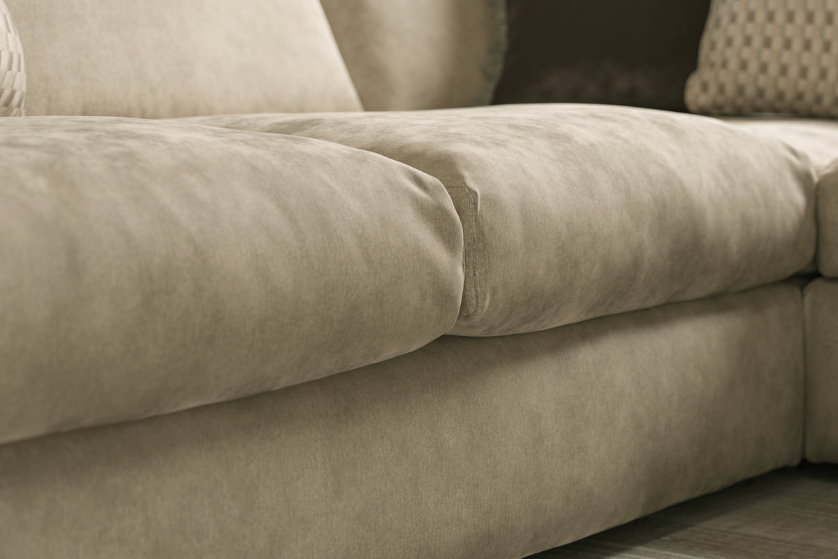 Moderna – 3 Corner 1.5 Right Hand Facing Chs, Feather Flex Interior – Beige