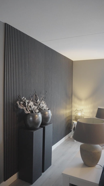 Akustikpanel i sort eg – 240 × 60 cm, ægte træfiner