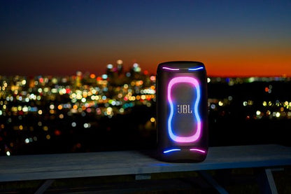 JBL PartyBox 130 - NIEUW - Draadloze Bluetooth Party Speaker - Opvouwbare Handgreep - Spatwaterdicht - LED verlichting - 15 uur - Wit