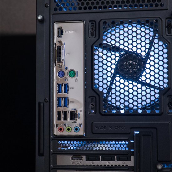 FlowUp x Powered By MSI - De Ik hoor je Gaming PC - Don Kaaklijn - Ryzen 5 - RTX 5060 - 32 GB RAM - 1 TB SSD - Waterkoeling