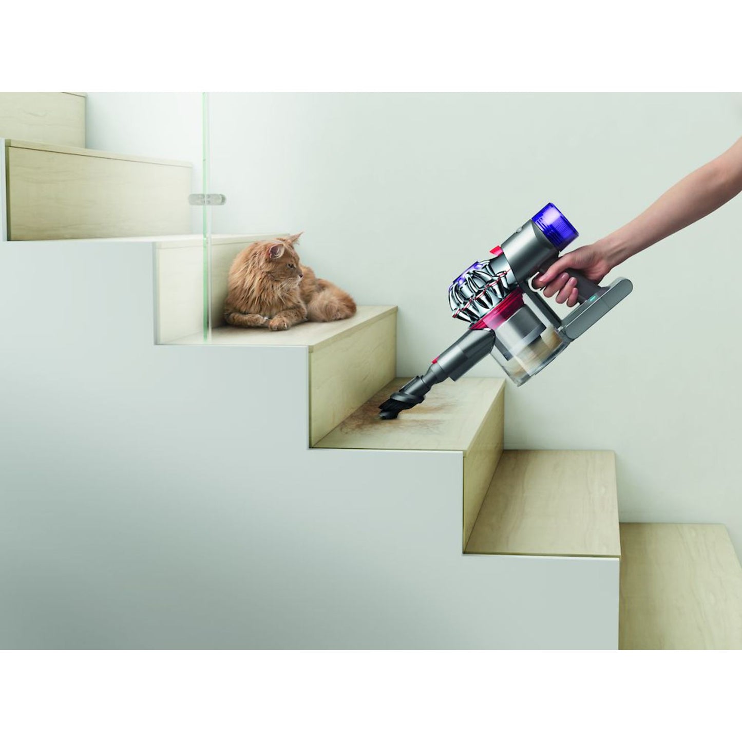 DYSON V8 Silver/Nickel 2023