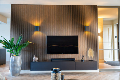 Akustikpanel i røget eg – 270 × 60 cm, ægte træfiner