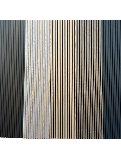 Akustisk vægpanel i eg med hvid filt – 270 × 60 cm