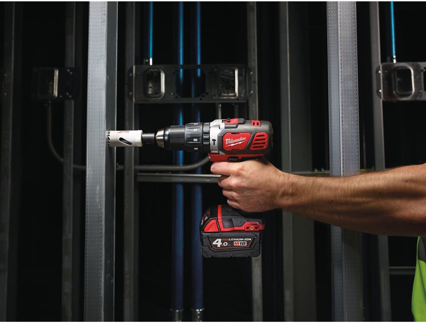 Milwaukee M18 BPD-402C accu Klopboormachine | 18v