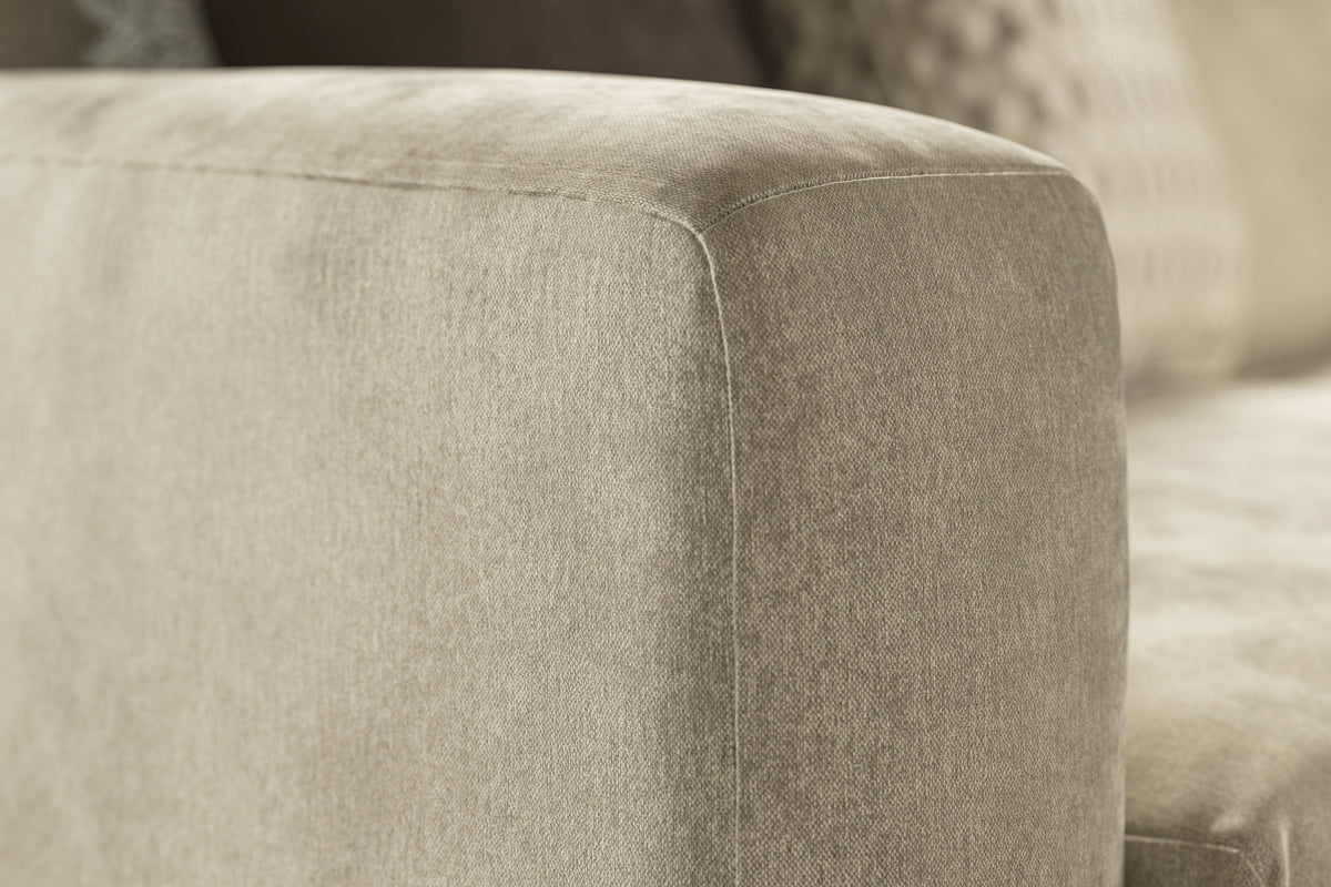 Moderna – 3 Corner 1.5 Right Hand Facing Chs, Feather Flex Interior – Beige