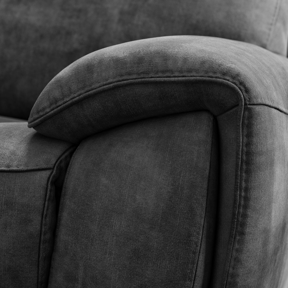 Radleigh – 2.5 Corner 1.5 Triple Recliner Sofa with Smart Console – Grey