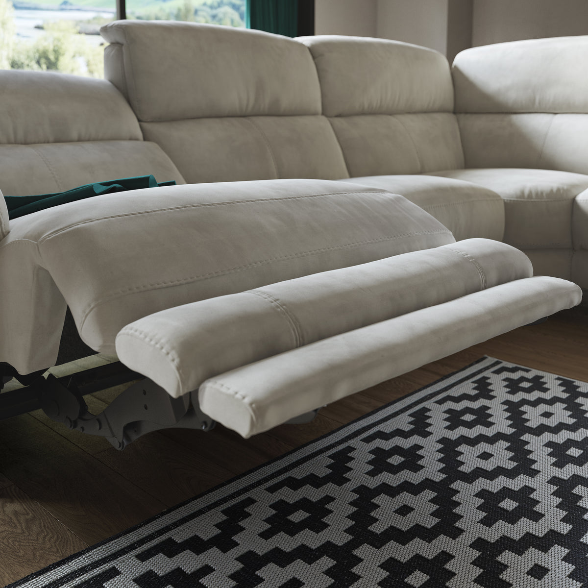 Illinois – 2 Corner 1 Power Recliner Sofa with Power Headrest – Silver