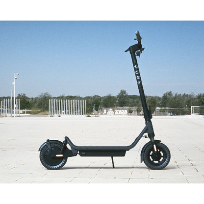 Pure Air 6 Suspension Electric Scooter - Scooter outside