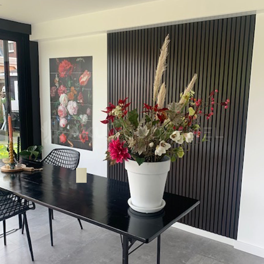 Akustikpanel i sort eg – 270 × 60 cm, ægte træfiner